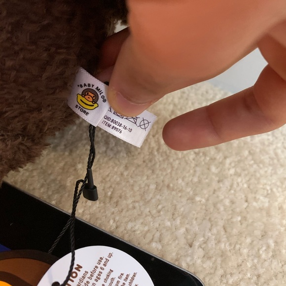 SOLD OUT - Bape Baby Milo Jumbo Plush *SUPER RARE* - Picture 4 of 5